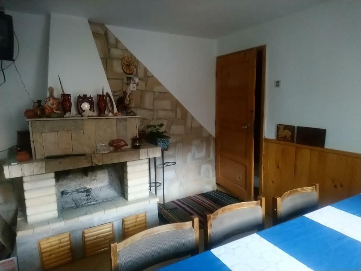 Guest house Emmy Trigrad Extérieur photo